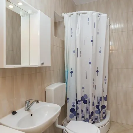 Vidovic - One Bedroom With Patio And Sea View Apartment *
