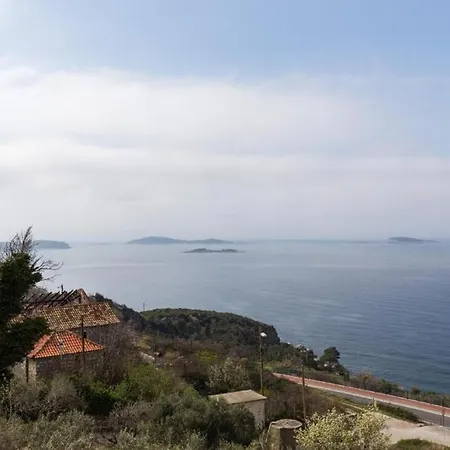 Vidovic - One Bedroom With Patio And Sea View * Mlini