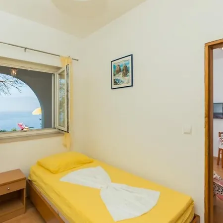 Vidovic - One Bedroom With Patio And Sea View * Mlini